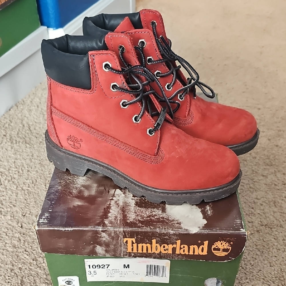 Timberland Red and Black Boots Classic Design
